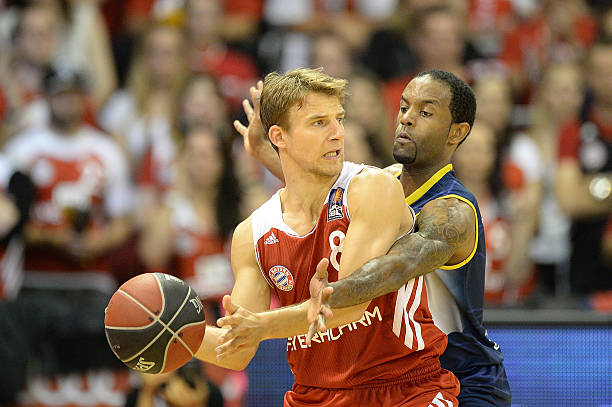 左右冠军归 左右冠军归