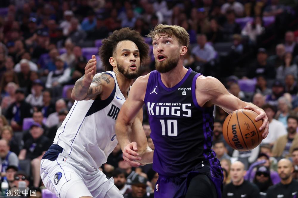 在绿茵场上 在绿茵场上